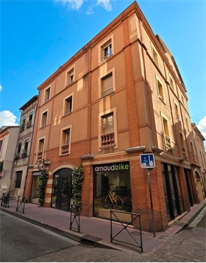 t2 à la location -   31000  TOULOUSE, surface 45 m2 location t2 - UBI445126292